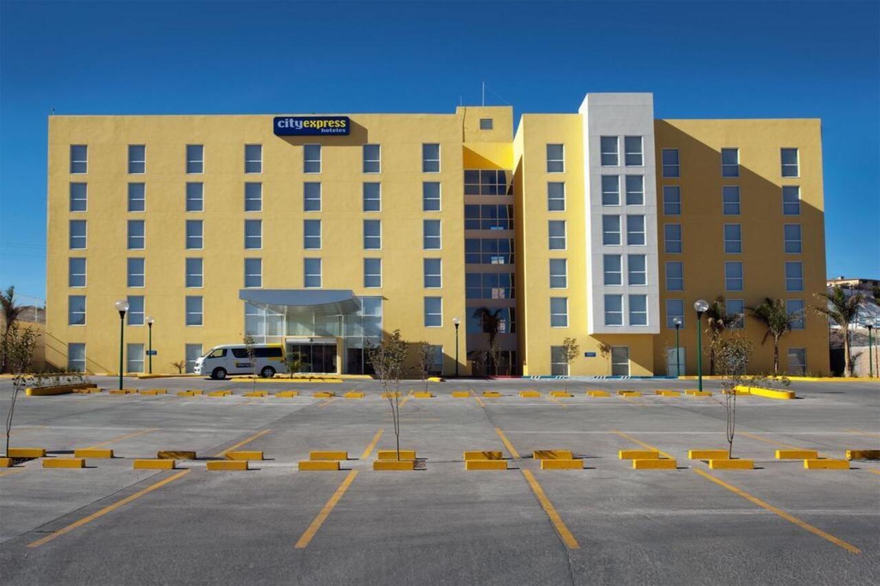 City Express By Marriott Saltillo Sur Esterno foto