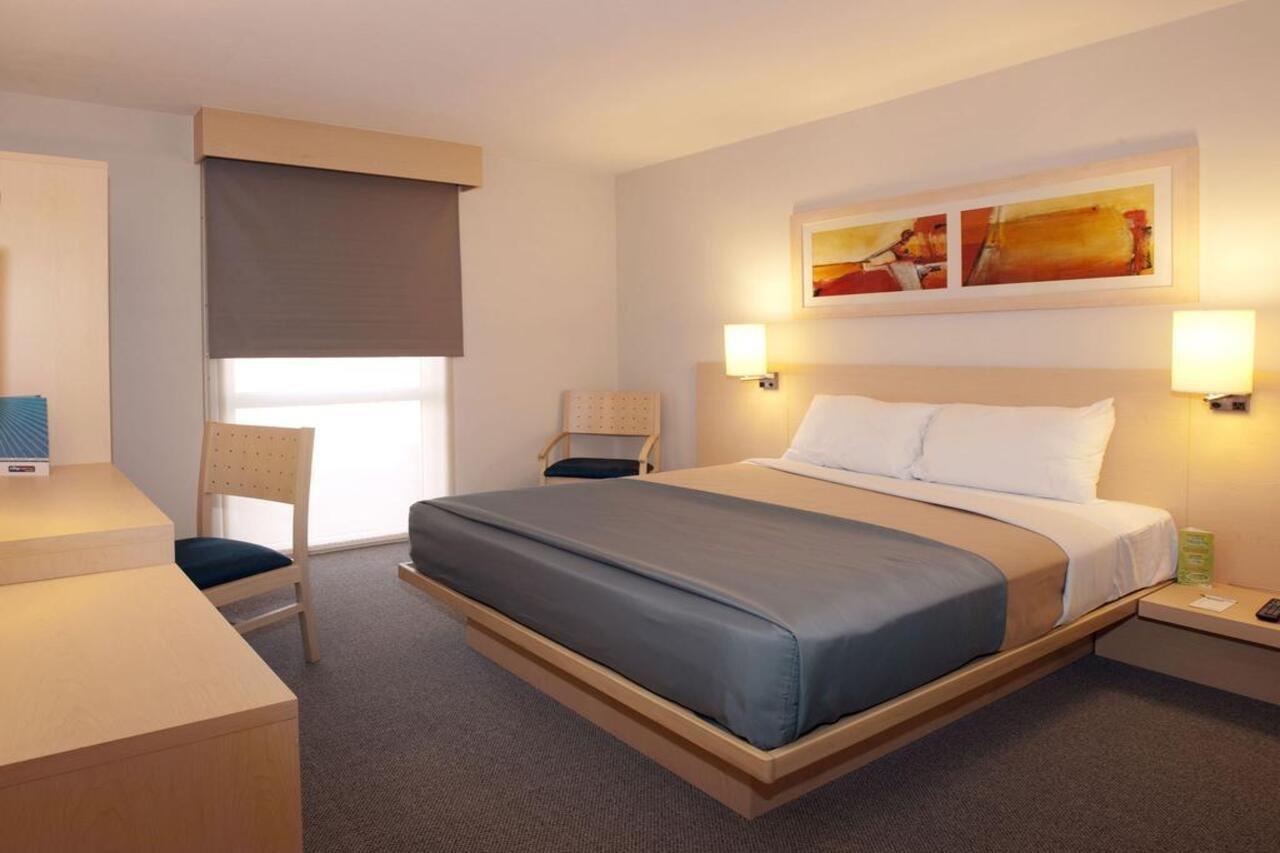City Express By Marriott Saltillo Sur Esterno foto