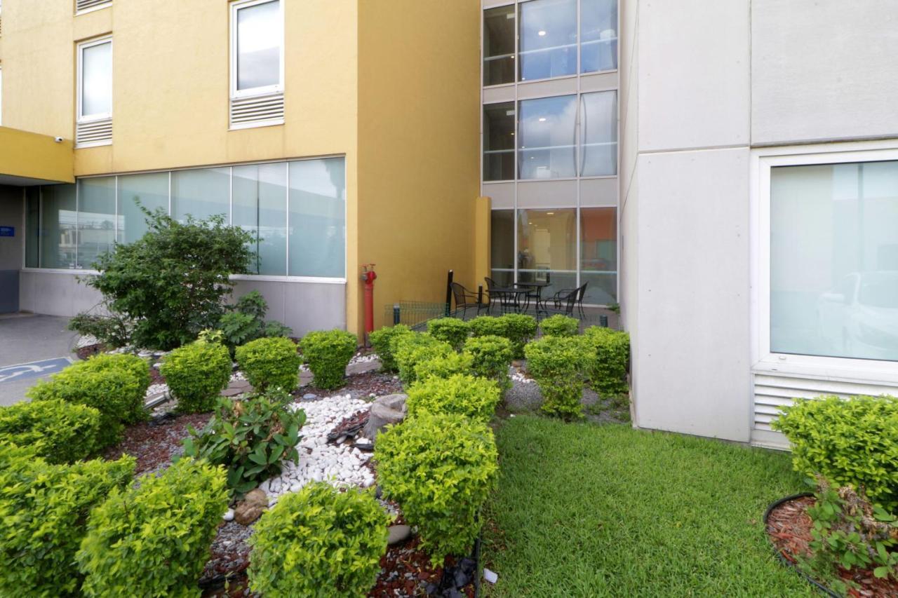 City Express By Marriott Saltillo Sur Esterno foto