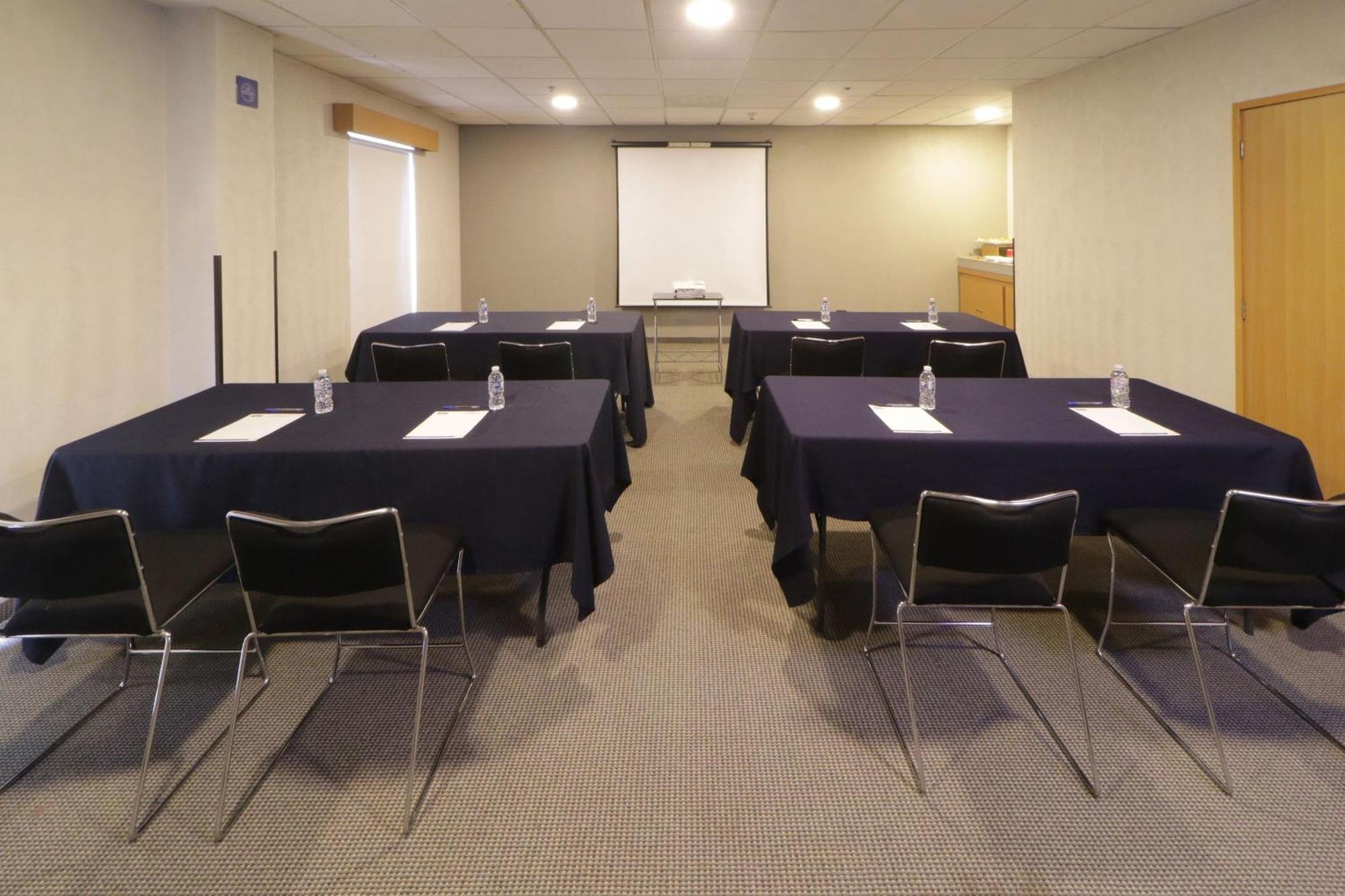 City Express By Marriott Saltillo Sur Esterno foto