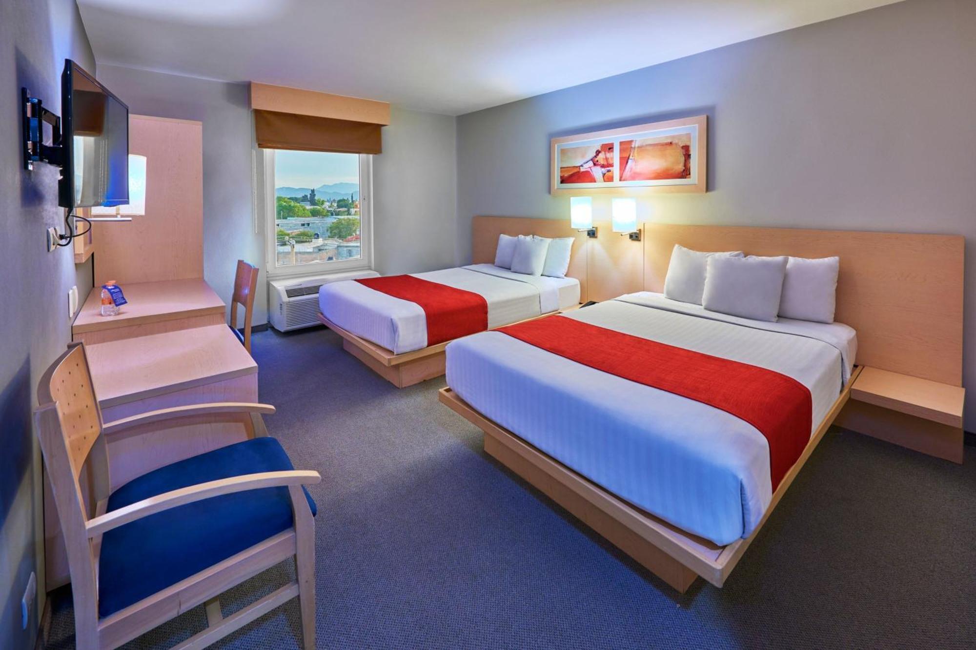 City Express By Marriott Saltillo Sur Esterno foto