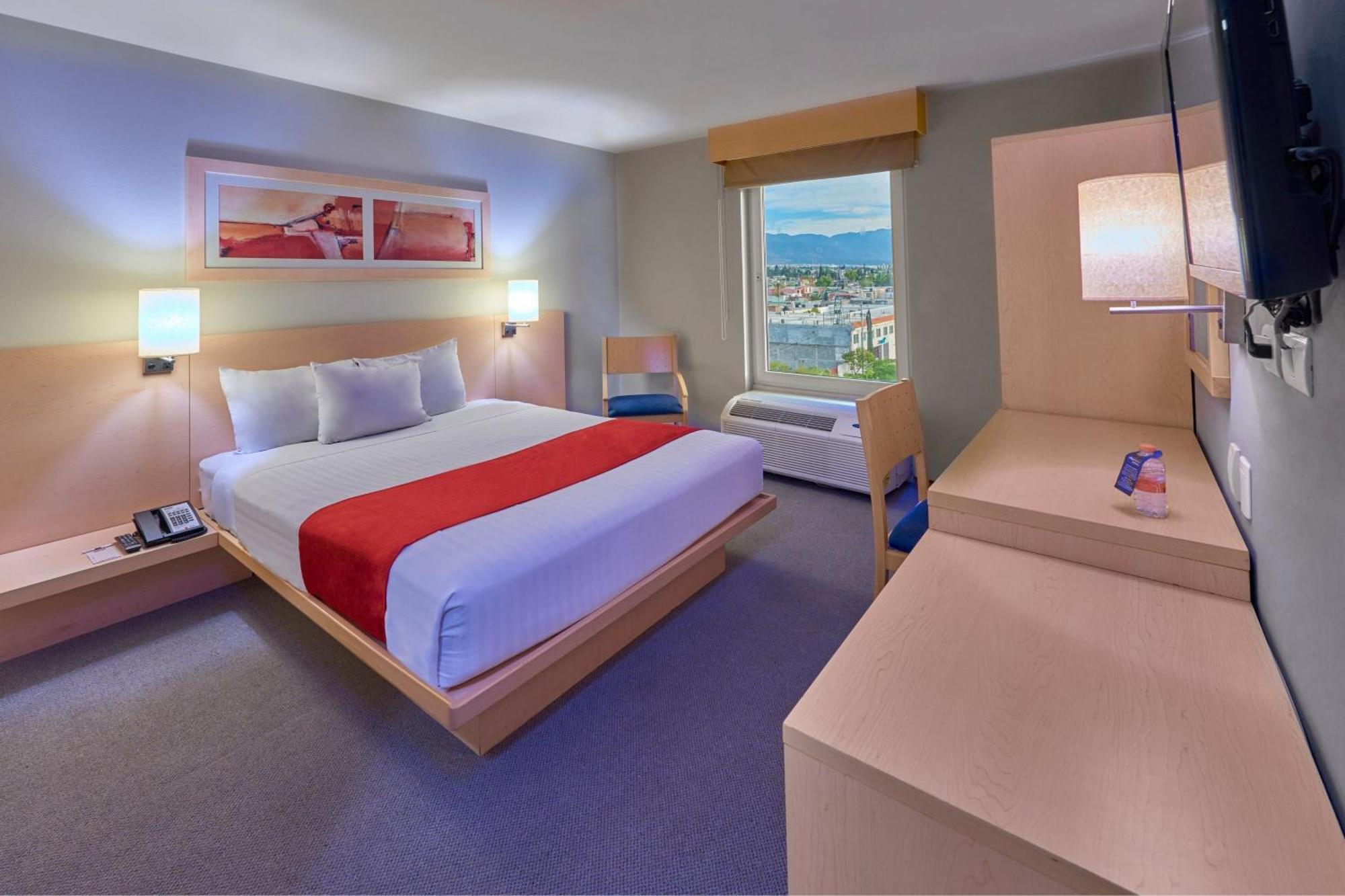 City Express By Marriott Saltillo Sur Esterno foto