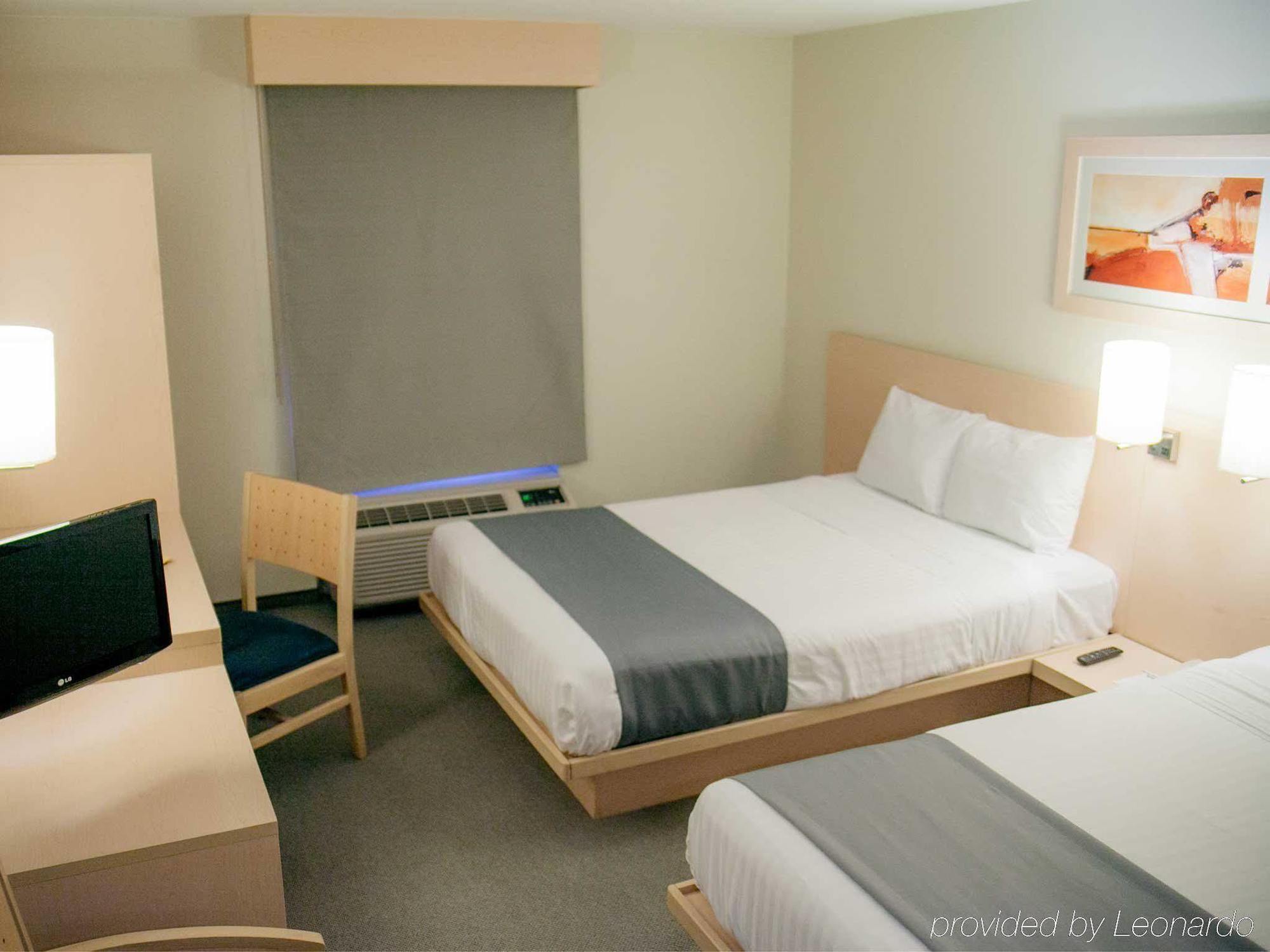 City Express By Marriott Saltillo Sur Esterno foto